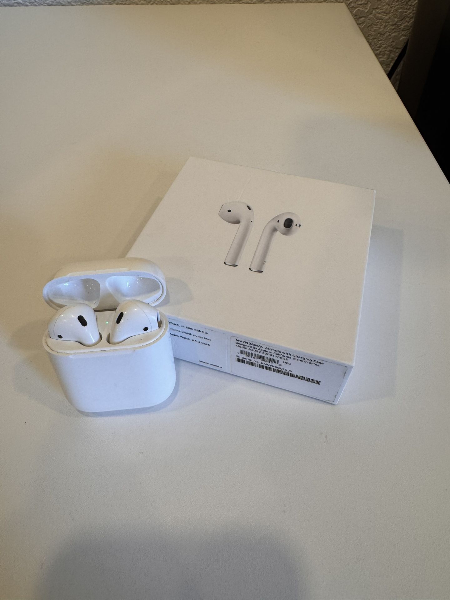 AirPods Gen 2