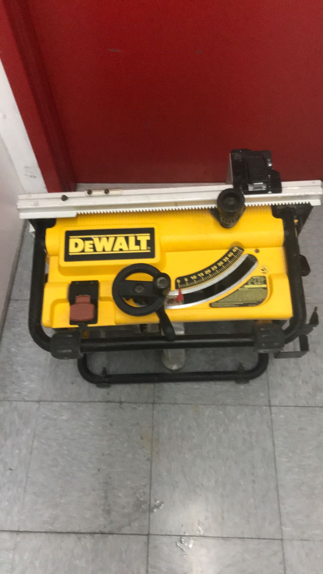 Dewalt Table Saw 10” Blade
