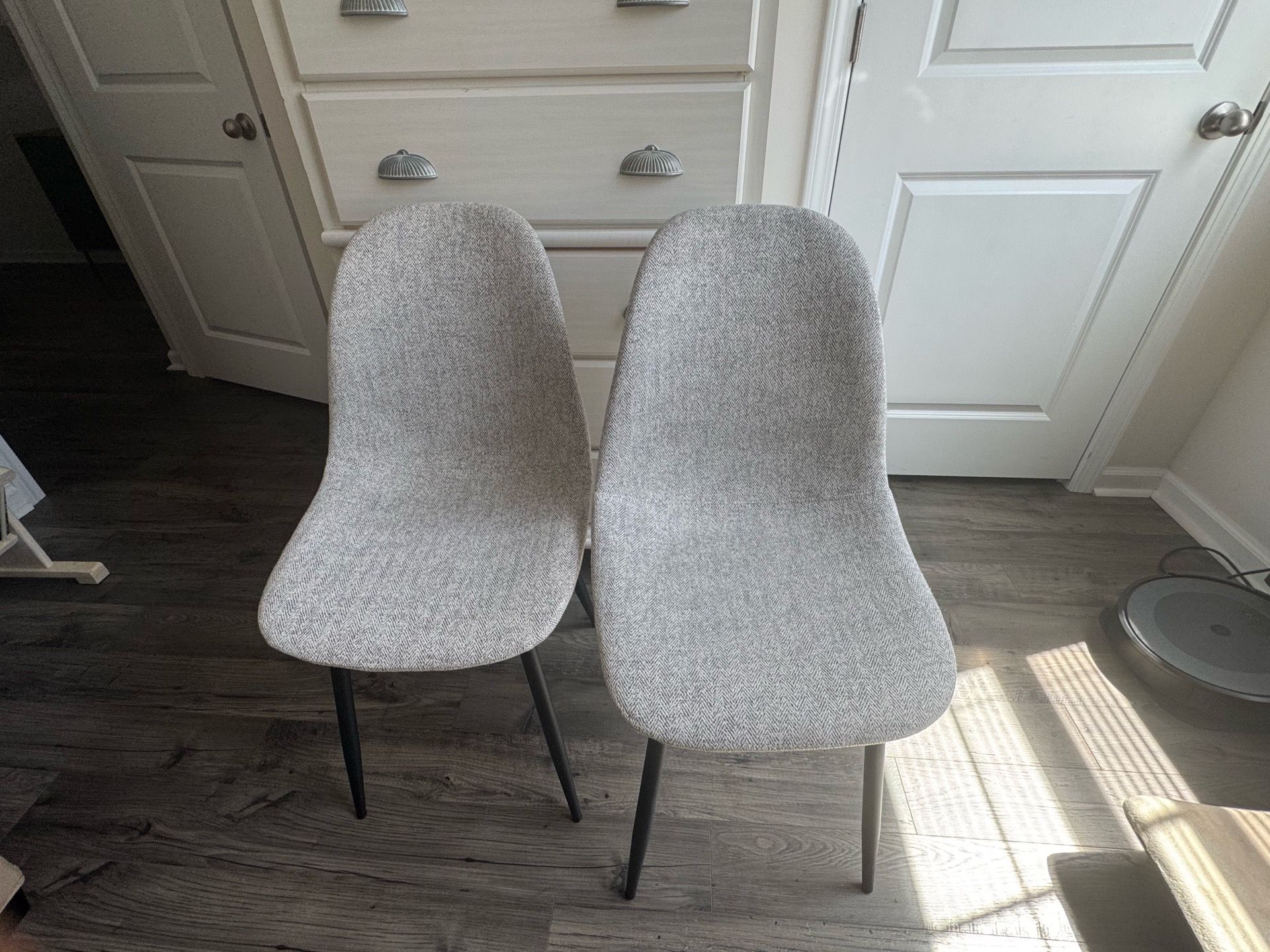 Set of 2 Modern Gray Dining/Accent Chairs