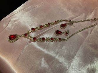 Red Crystal Rhinestone Necklace and Earrings Set