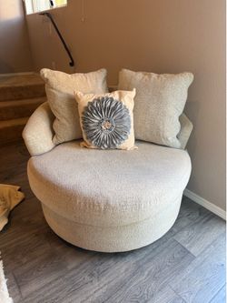 Swivel chair