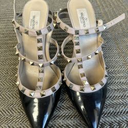 Valentino Classic Heel