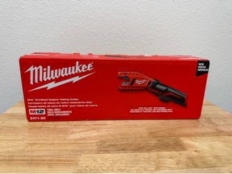 Milwaukee M12 Cordless copper tubbing cutter