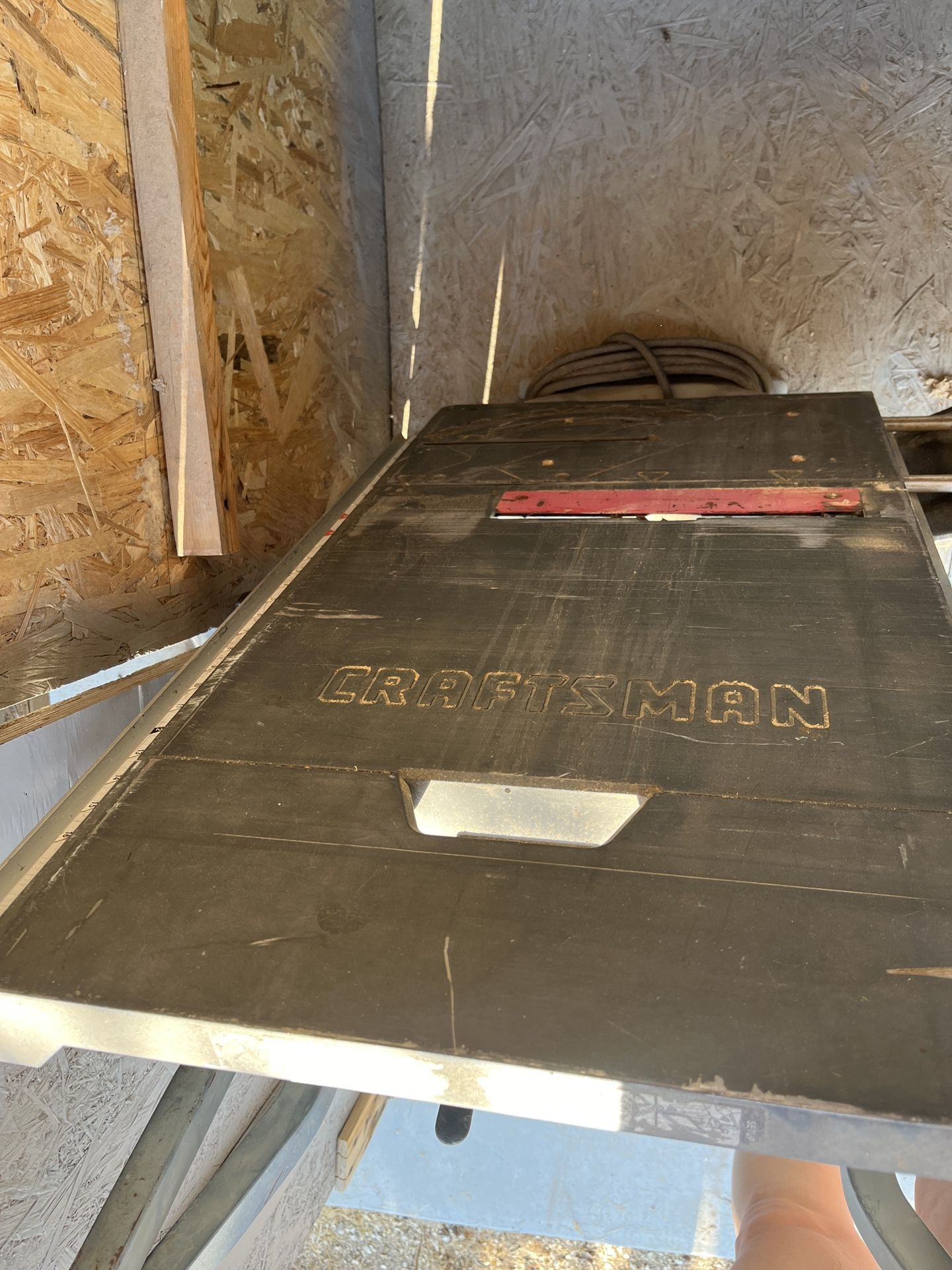 Saw / Wood Cutting Table