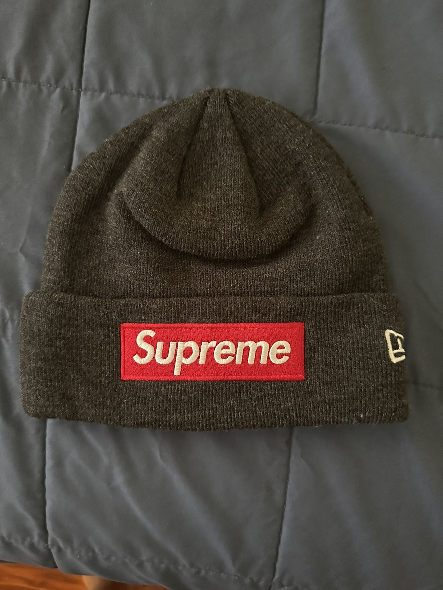 Supreme New Era Beanie