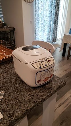 Oster bread maker 120 or best offer