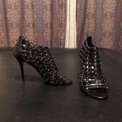 Women’s Heels Size 38 (7 1/2)