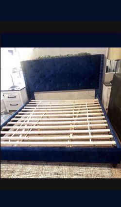 King Bed  Frame  $400