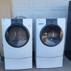 KENMORE WASHER AND DRYER WITH PEDESTAL FOR SALE! IN GREAT CONDITION 