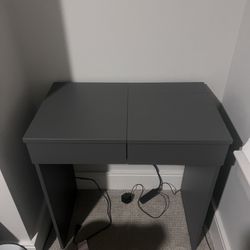 Gray Side Table/ Table 