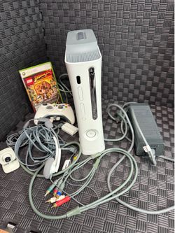 Microsoft Xbox 360 Pro System Value 2 Games Bundle - 60GB (Tested working)