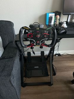 MOZA R3 setup w/ F1 steering wheel