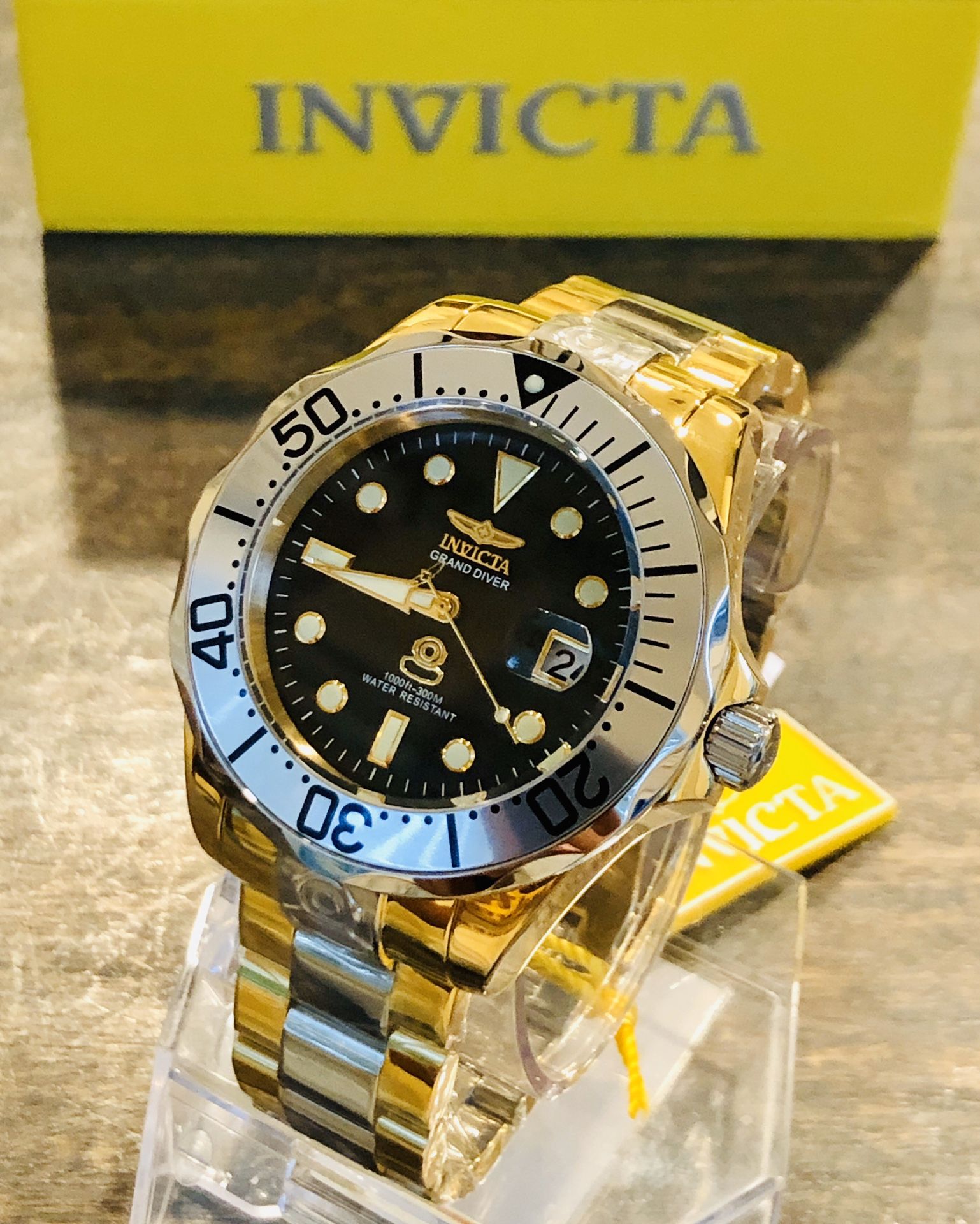 Invicta model online 16034