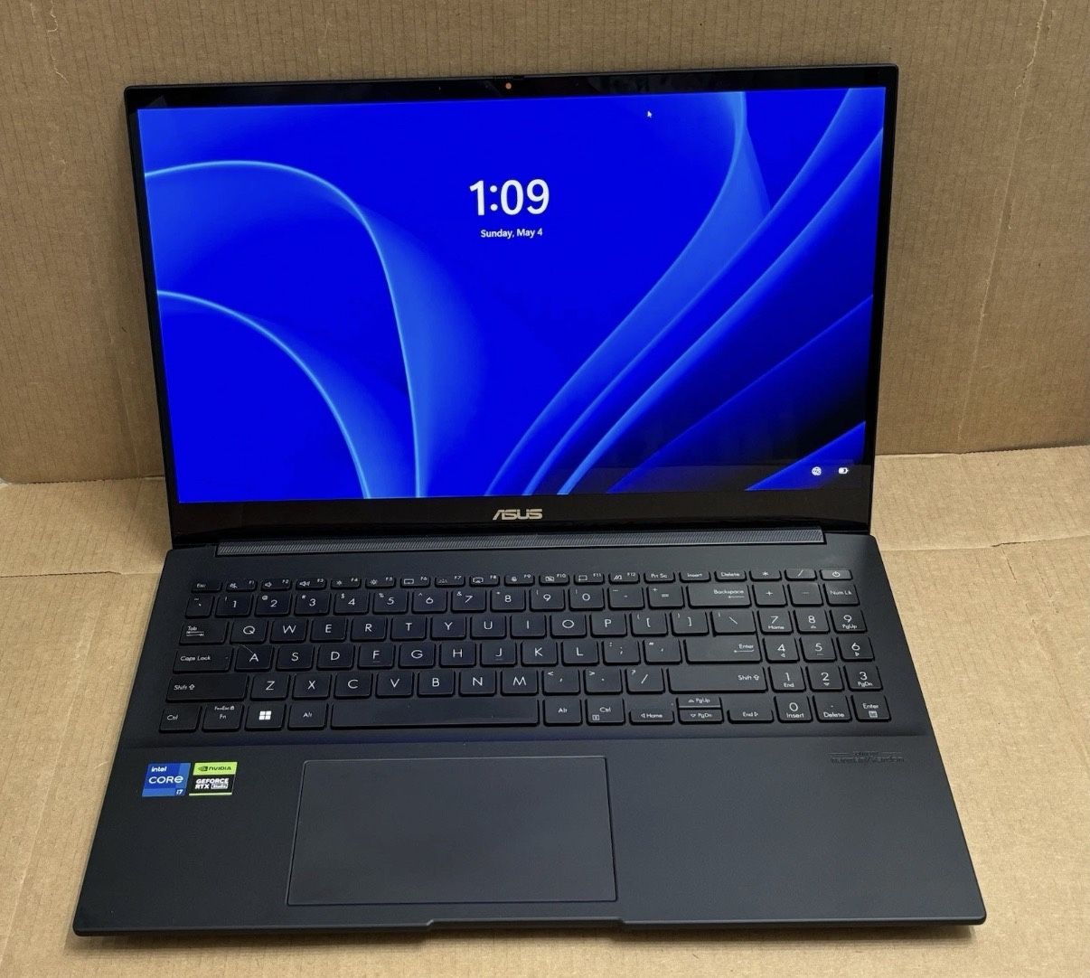 ASUS Q530V 15.6" laptop Black