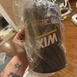 Heavy-duty engine air filter similar to the one in your photo, commonly used in trucks and equipment