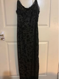 Black floral lace dress size medium