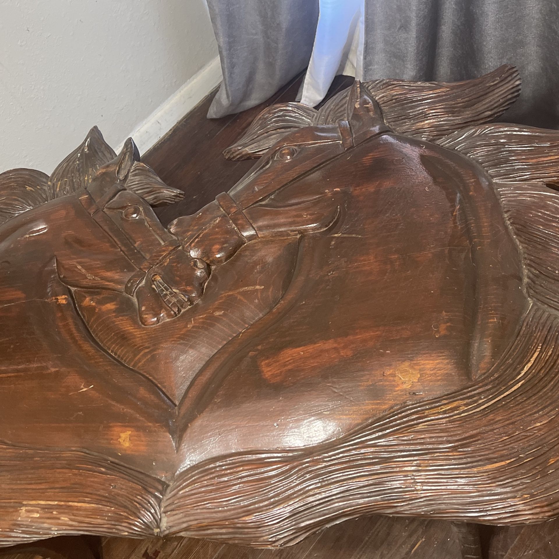 Dinning Table