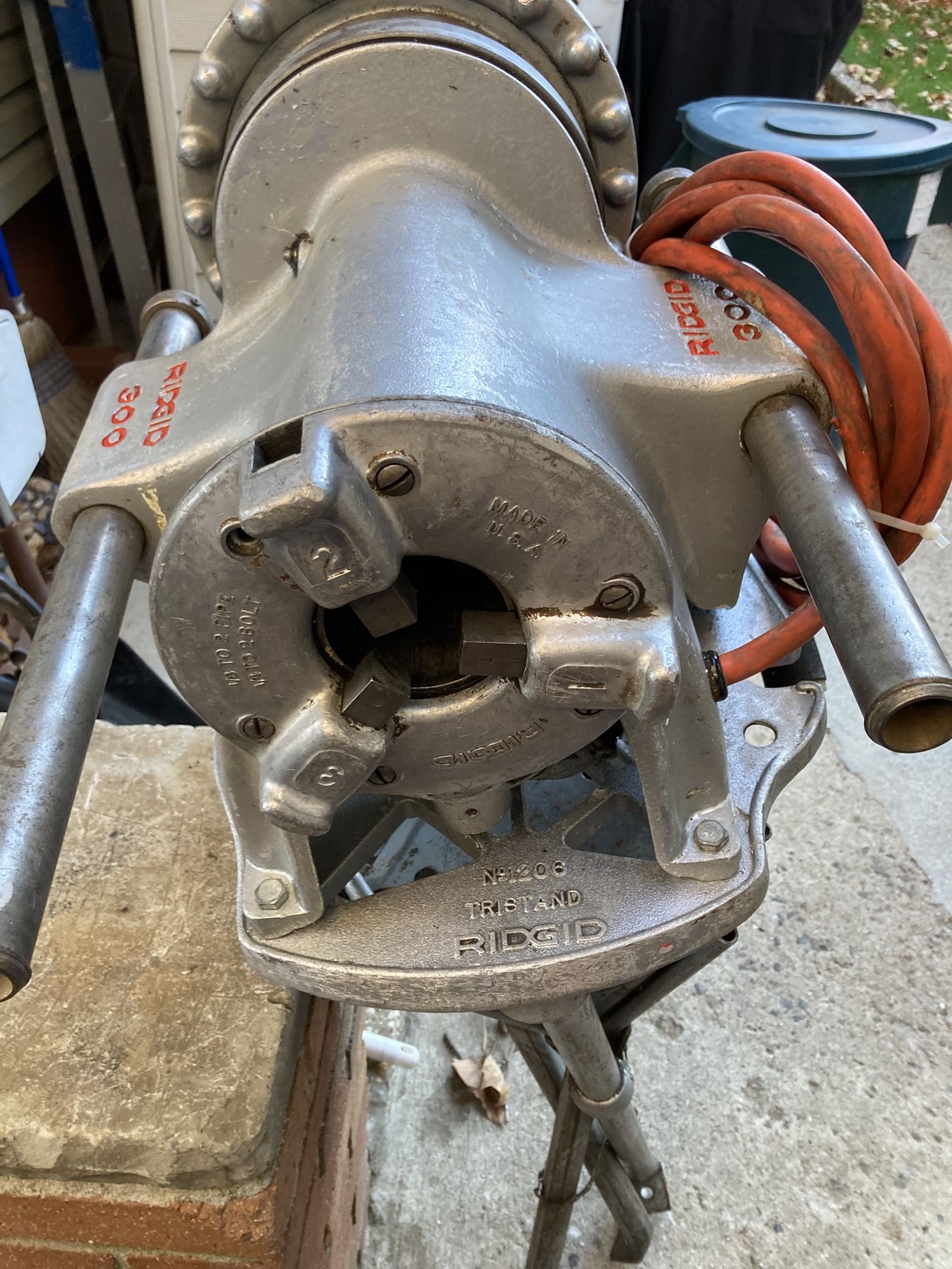 Ridgid 300