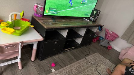 Tv stand