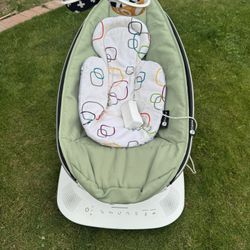 Mamaroo 4moms