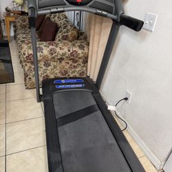 Horizon Treadmill T101