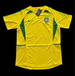 Brazil 2002 Home Retro Soccer Kit – Classic World Cup Jersey