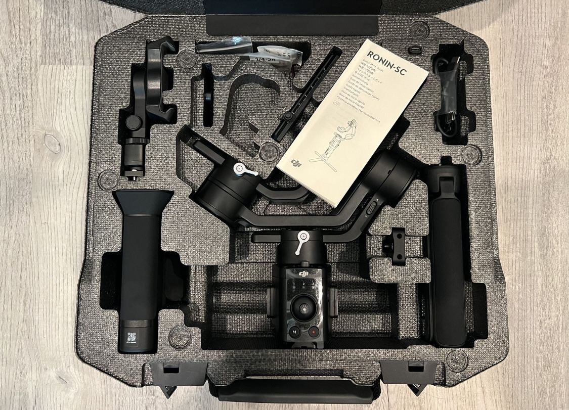 DJI Ronin-SC - Camera Stabilizer, 3-Axis Handheld Gimbal for DSLR and Mirrorless Cameras, Up to 4.4lbs Payload, Sony, Panasonic Lumix, Nikon, Canon, L