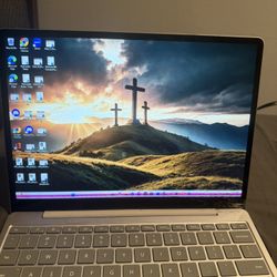 HP surface Laptop Go 2024