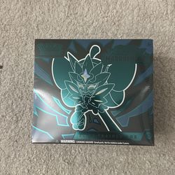 Twilight Masquerade Elite Trainer Box