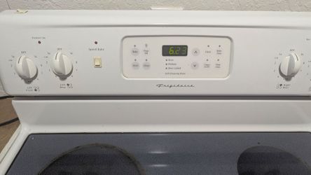 Frigidaire Glass Top Oven