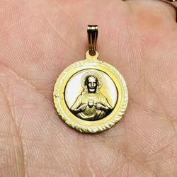 18K Gold Double-Sided Religious Pendant — Jesus & Virgin Mary — 2.14g