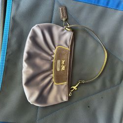 Wristlet 