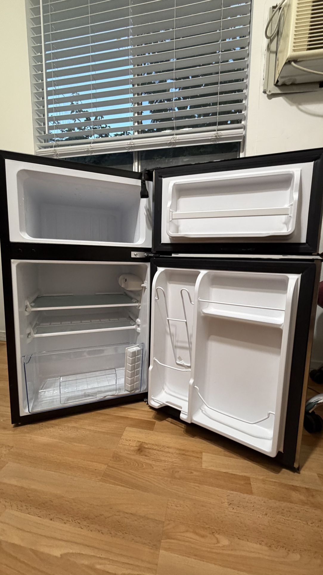 Mini Freezer