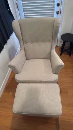 IKEA STRANDMON Wing Chair / Accent Armchair – Beige (Like New)