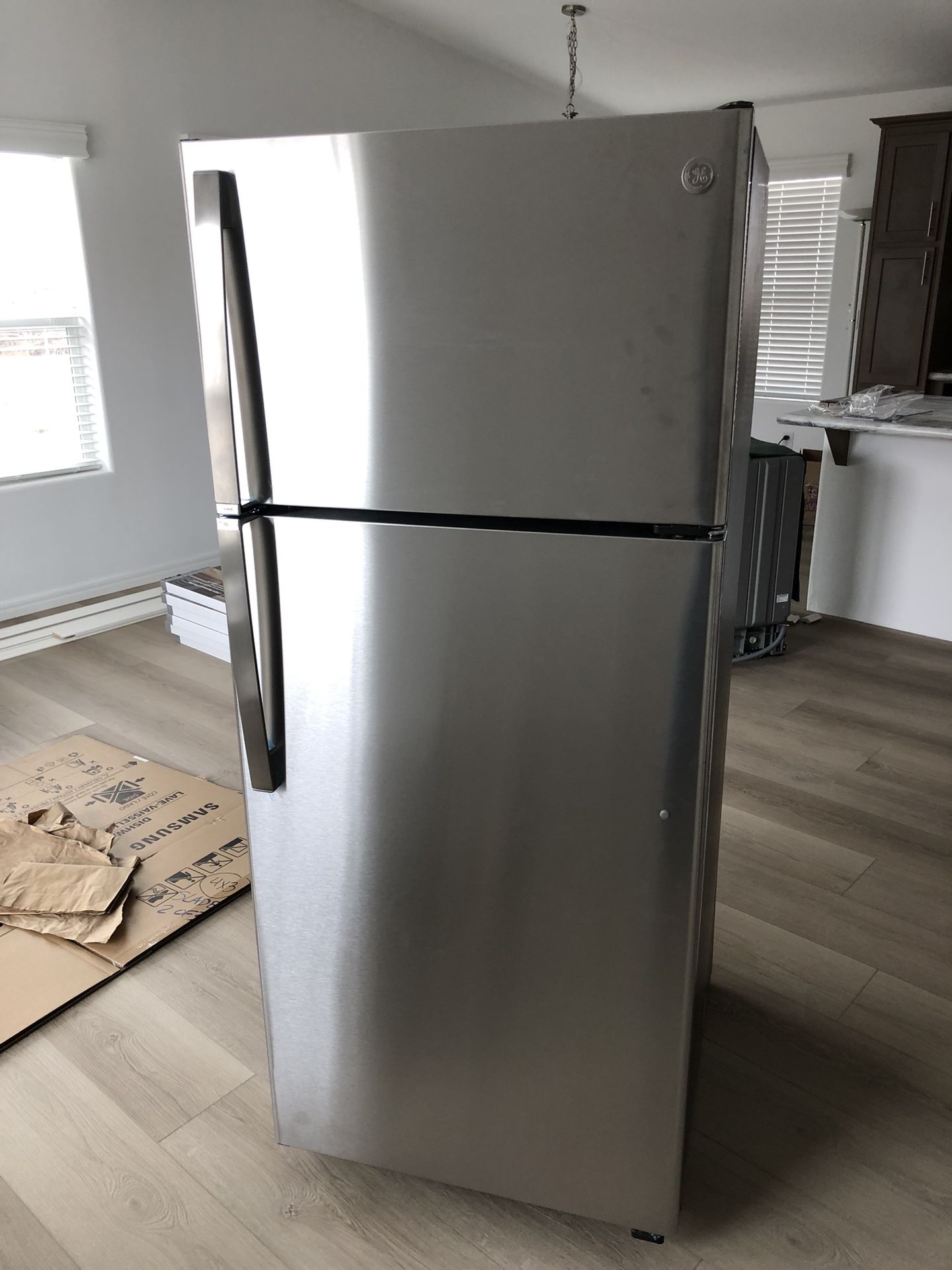 Refrigerator
