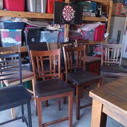 Table With 8 Chairs 