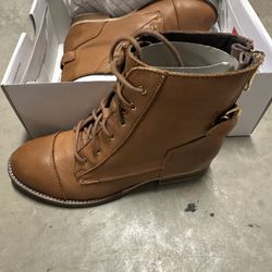 Women’s Boots 