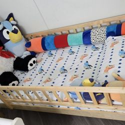 Twin Size Wood Daybed With Trundle And Fence Guardrails