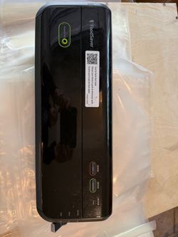 FoodSaver Vacuum Sealer – essentially brand new