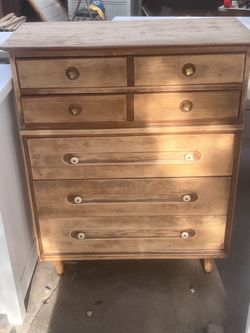 5 drawer real wood brown dresser stand