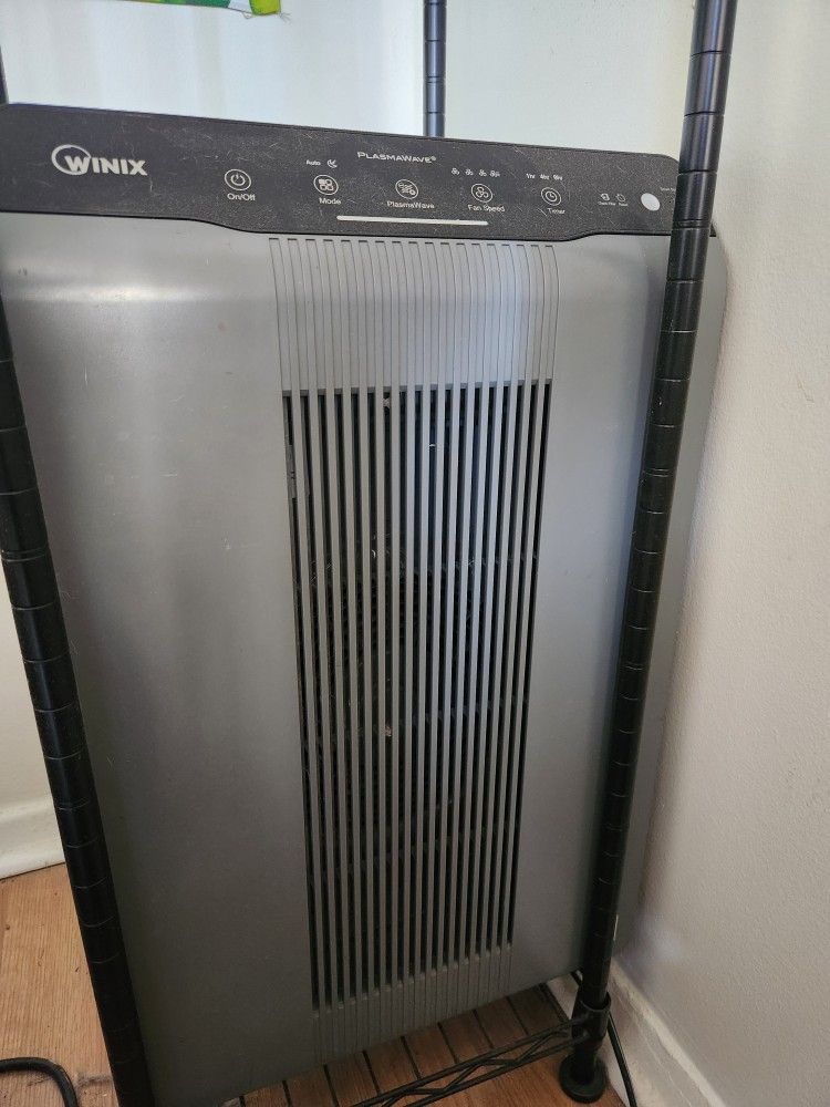 WINIX AIR PURIFIER 
