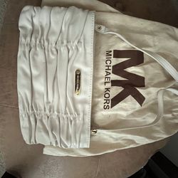 Michael Kors Shoulder Bag – Leather