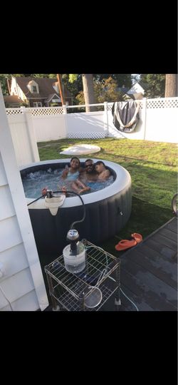 Working Inflatable Hot Tub / Portable Spa - Needs Cleaning