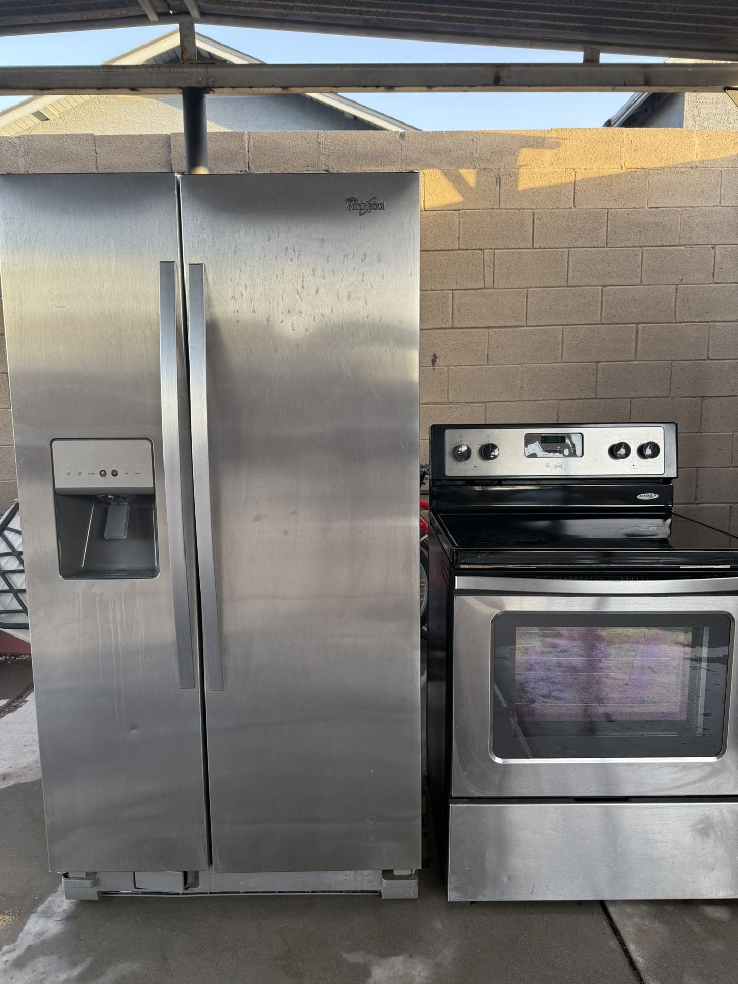 Refrigerator And Stove Whirlpool