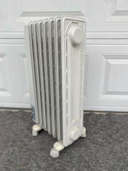 DeLonghi Full Room Radiant Heater