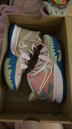 Nike Kyrie 7