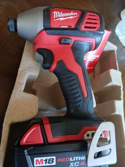 18v Milwaukee lmpact 1/4 And Battery 4ah