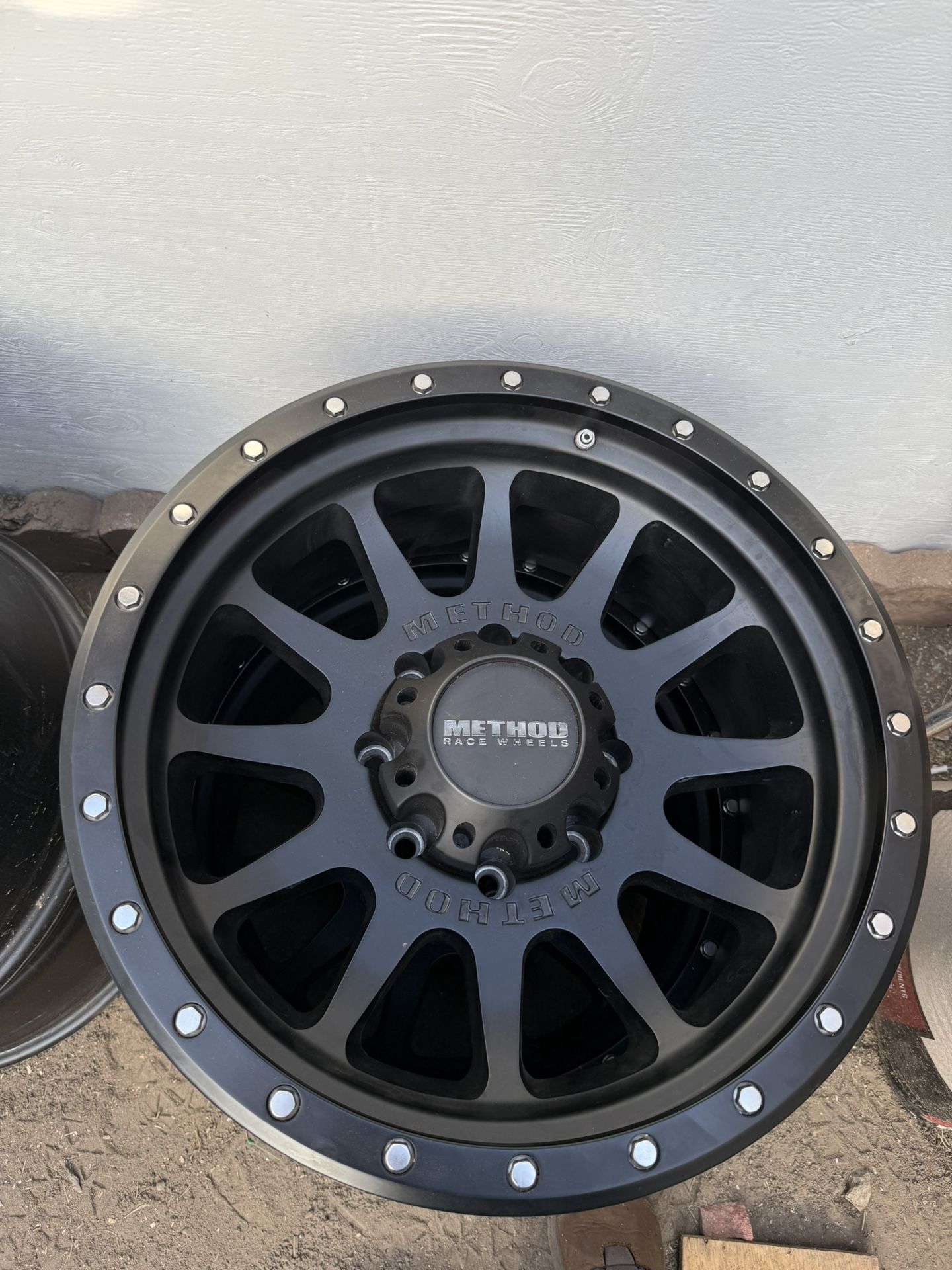 20’ Method Wheels 8 Lug
