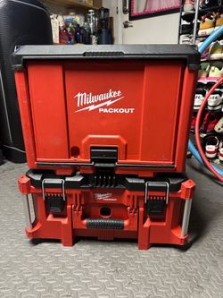 Milwaukee 2 Packout boxes like new