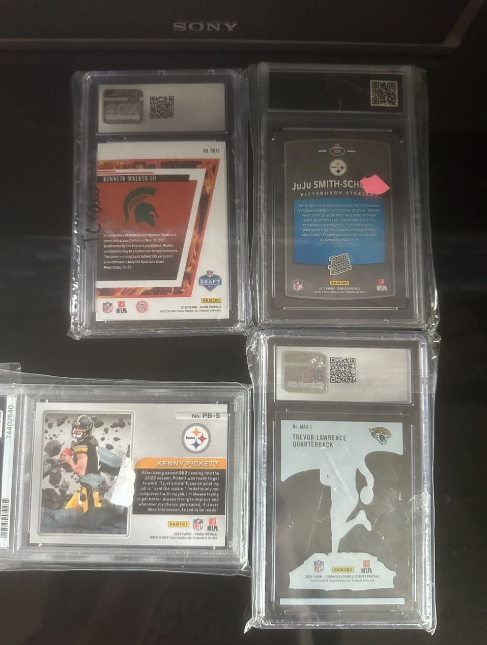Selling Football Cards Taking Offers Take All For 20$
